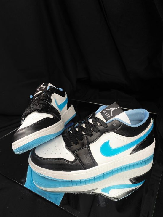Zapatillas de deporte bajas en azul/blanco Air Jordan 1 SE de Nike