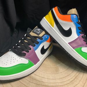 Air Jordan multicolores